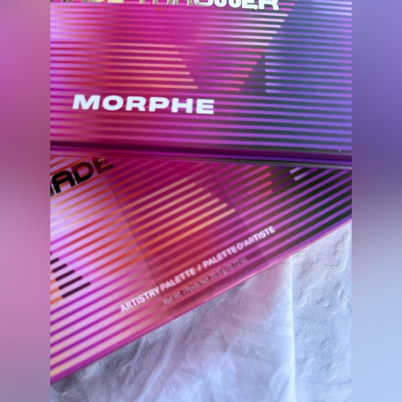 Morphe Eyeshadow Palette - Picture 2 of 13